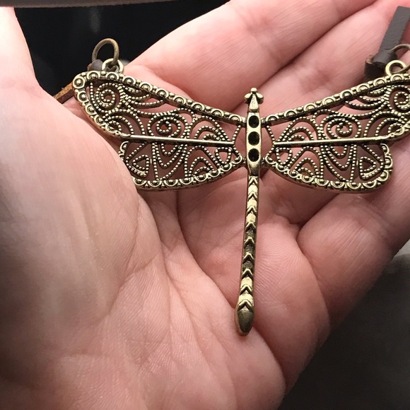 antique brass Dragonfly statement necklace - Picture 6 of 6
